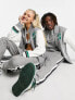 Фото #4 товара Nike unisex retro collegiate varsity jacket in dark grey heather