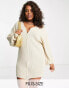 Фото #1 товара In The Style Plus exclusive zip detail volume sleeve mini dress in oatmeal