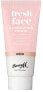 Фото #2 товара Schimmernder Gesichtsprimer mit Aroniabeeren, Vitamin C und Hyaluronsäure - Barry M Fresh Face Illuminating Primer Warm