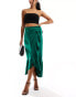 Фото #2 товара Flounce London satin wrap midaxi skirt in emerald green