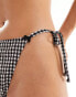 Фото #3 товара Reclaimed Vintage triangle bikini bottom in gingham with bows