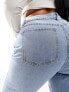 Фото #4 товара In The Style Plus denim cross waist jeans in blue