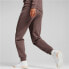 Фото #7 товара Спортивные брюки Puma Ess+ с нашивкой на высокой талии коричневые Женская