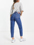 Женские джинсы Tommy Jeans Mom-Jeans in mittlerer Waschung mit extrem hohem Bund Mittelblauer Denim, W27 L30 - фото #5