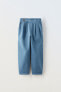 Loose-fitting darted trousers