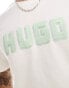 HUGO Red Daqerio t-shirt in off white with logo print weiß, L - W36-39 - фото #4