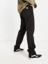 Фото #4 товара Carhartt WIP master relaxed tapered fit chinos in black