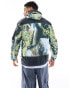 Фото #2 товара Columbia Challenger windbreaker in landscape print