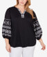 Фото #1 товара Plus Size Embroidered Solid Knit Top