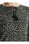 LCW Grace Bağlamalı Yaka Desenli Uzun Kollu Kadın Bluz