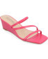 ფოტო #1 პროდუქტის Women's Takarah Strappy Asymmetrical Wedge Sandals