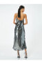 Parlak Metalik Midi Abiye Elbise İnce Askılı Degaje Yaka