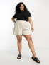 Фото #1 товара ASOS DESIGN Curve dad short with linen in stone