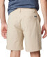 Фото #2 товара Men's Carter Crest Stretch UPF 50 Performance Shorts