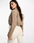 Фото #4 товара Stradivarius cropped linen blazer in taupe