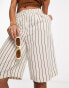 Фото #2 товара Reclaimed Vintage mensy shorts in linen stripe