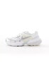 Фото #10 товара Nike V2K trainers in white and green