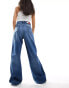 Tommy Jeans Claire high rise wide jeans in mid wash Mittelblauer Denim, W26 L32 - фото #3