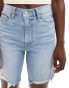 Фото #4 товара Levi's high waist ribcage bermuda denim shorts in light blue