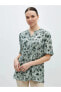 Фото #6 товара LCW Grace Kaçık Yaka Çiçekli Kısa Kollu Kadın Bluz