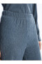 Фото #3 товара LCWAIKIKI Classic Beli Lastikli Düz Geniş Paça Kadın Pantolon