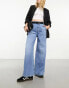 Фото #1 товара & Other Stories stone cut relaxed leg jeans in soft blue wash