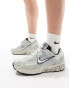 Фото #3 товара Nike Zoom Vomero 5 trainers in light blue and silver