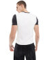 Фото #2 товара ASOS DESIGN muscle fit cropped rib t-shirt in white with grey sleeves