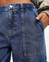 ASOS DESIGN Petite – Cargo-Jeans in Mittelblau