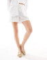 Фото #2 товара Vero Moda linen blend loose a line shorts co-ord in white