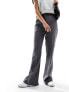 Фото #1 товара Vero Moda tailored kick flare trousers in medium grey melange