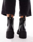 New Look chunky heeled chelsea boot in black