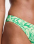 Monki – Bikinihose mit grünem Wirbel-Print