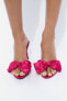 High-heel sandals with bow