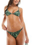 Фото #1 товара Weekday Sway triangle bikini top with wave print in green exclusive to ASOS