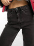 Фото #9 товара Stradivarius Petite slim mom jean with stretch in black