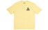 Фото #2 товара PALACE Sans Ferg T-Shirt Sunshine Yellow 眼镜蛇猫牙背后Logo短袖T恤 男女同款 黄色 送礼推荐 / Футболка PALACE Sans Ferg T-Shirt Sunshine Yellow LogoT P18SS066