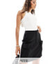 Фото #1 товара Closet London Petite A-line mini skirt with pockets in black