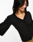 Фото #4 товара Vila ribbed t-shirt with bell sleeve in black