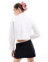 Фото #4 товара Miss Selfridge poplin cropped dropped pocket shirt in white