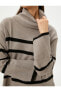 Фото #5 товара Свитер женский Koton Oversize свитер-поло с узором
