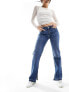 Фото #1 товара Vero Moda mid rise straight leg jeans in medium blue wash