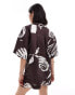 Фото #4 товара & Other Stories co-ord short sleeve linen shirt in bold abstract leaf print