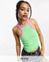 Фото #1 товара Noisy May Petite racer neck vest top with contrast binding in green