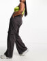 Фото #1 товара Heartbreak Plus wide leg cargo trousers with contrast stitch in charcoal