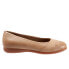 Trotters Danni T2155-234 Womens Beige Wide Leather Ballet Flats Shoes 12
