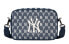 Фото #1 товара MLB Monogram系列 NY纽约洋基队复古满印老花提花可拆卸 聚酯纤维 子母包单肩包斜挎包 男女同款情侣款 牛仔蓝 / Сумка диагональная MLB Monogram NY 32BGDC011-50N