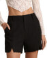 Women's Seamed Vent-Hem Shorts