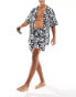 Фото #2 товара Tommy Hilfiger bowling shirt in monochrome tropical print