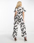 Фото #4 товара Vero Moda wide leg jumpsuit in mono abstract print